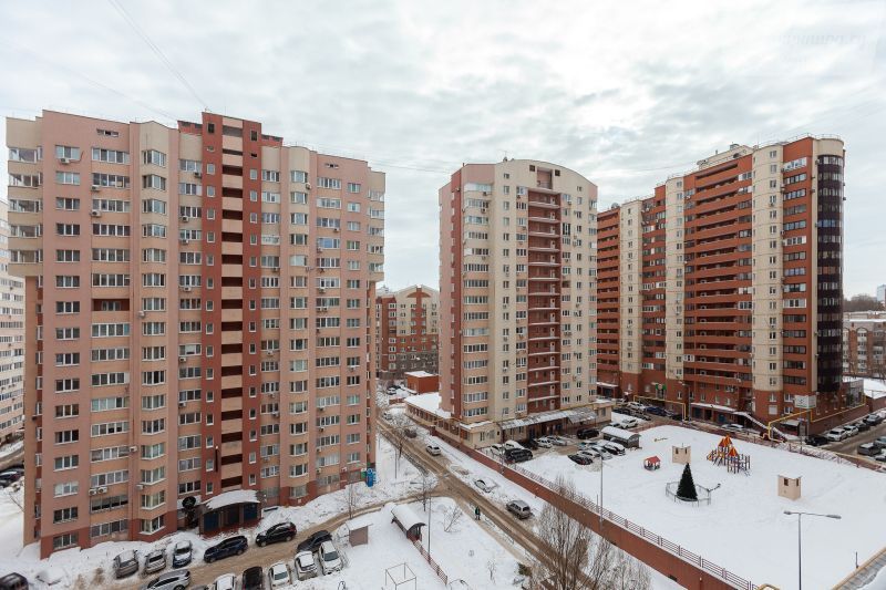 Революционная улица, 3