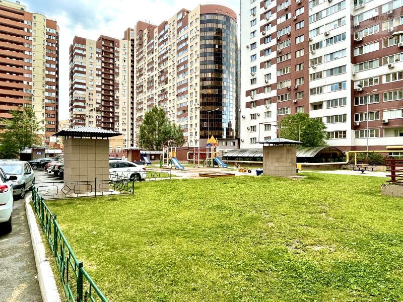 Революционная улица, 5