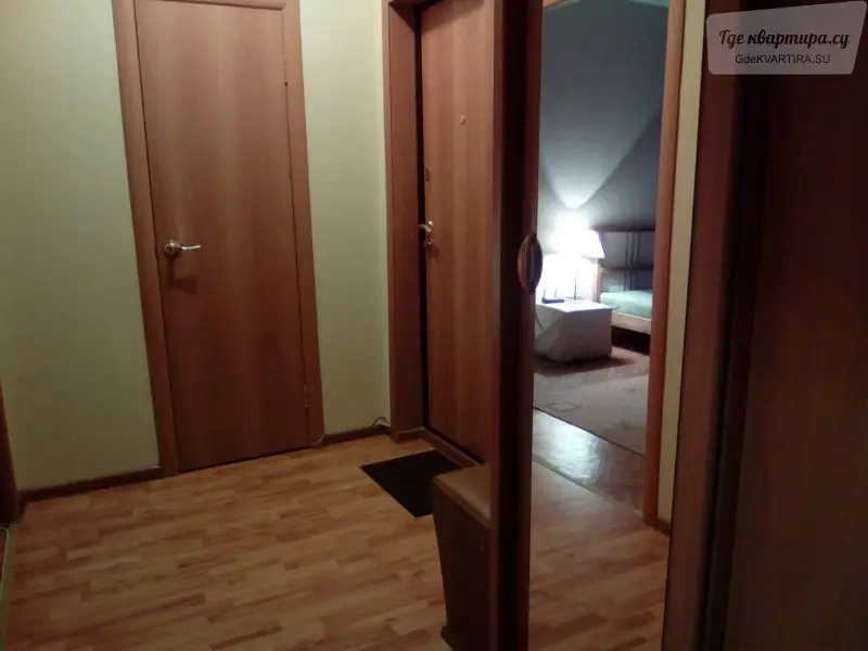 бульвар Свободы, 2